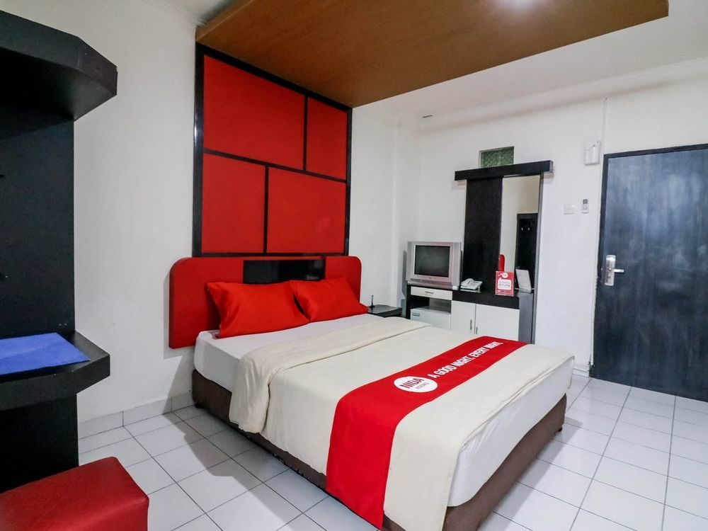 Hotel Mangga Dua Makassar Exterior photo